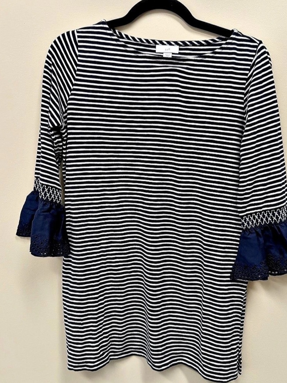 EUC, J.Jill Striped Bell-Sleeve Eyelet Knit Top Black & White Small